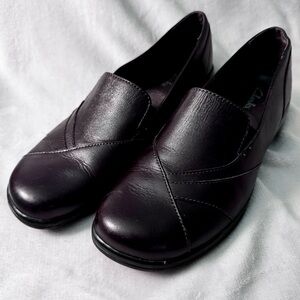 Clarks Blackberry Wedge Shoes Womens 8M Brown Leather Slip On Comfort Loafers